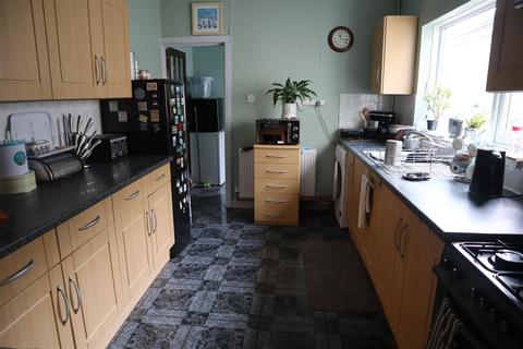 41 Brynmor Road, Llanelli, SA15 2TF