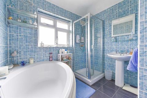60 The Glade, Epsom, KT17 2HB