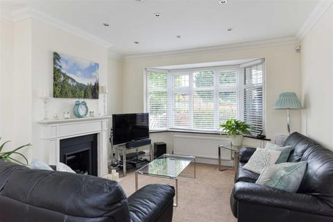 4 River Way, Epsom, KT19 0HH
