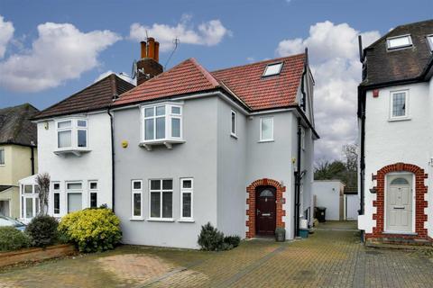 19 Rosedale Road, Epsom, KT17 2JQ