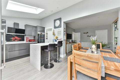 19 Rosedale Road, Epsom, KT17 2JQ
