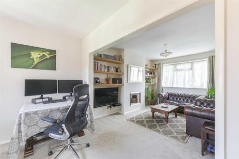The Upper Maisonette, 27 Welbeck Close, Epsom, KT17 2BJ