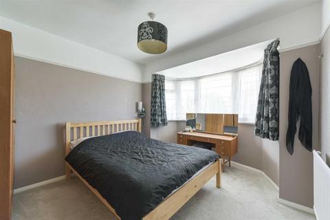 The Upper Maisonette, 27 Welbeck Close, Epsom, KT17 2BJ