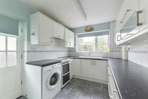 136 Walsingham Gardens, Epsom, KT19 0NF