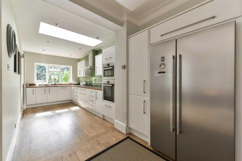 146 Wickham Avenue, Cheam, Sutton, SM3 8EA