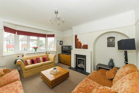 19 Beaufort Way, Ewell, Epsom, KT17 2PS