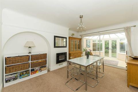 19 Beaufort Way, Ewell, Epsom, KT17 2PS