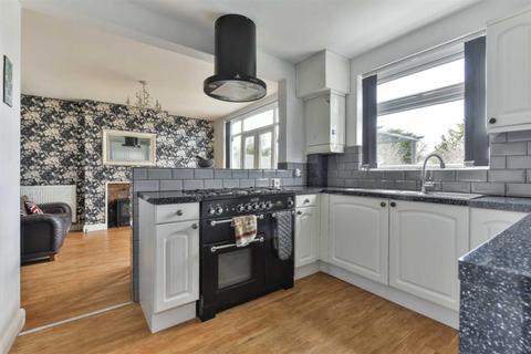 115 Bradstock Road, Epsom, KT17 2LF