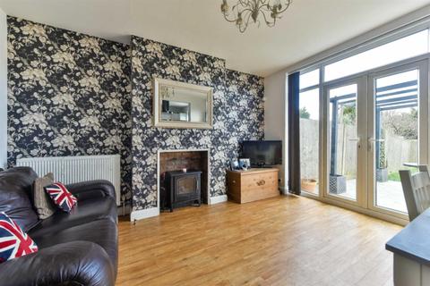 115 Bradstock Road, Epsom, KT17 2LF