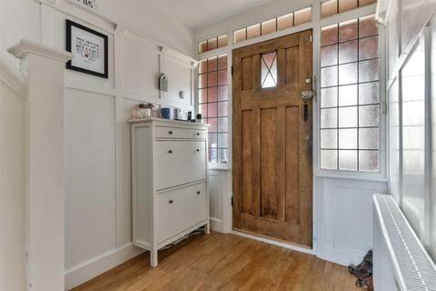 115 Bradstock Road, Epsom, KT17 2LF