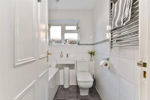 231 London Road, Ewell, Epsom, KT17 2BU