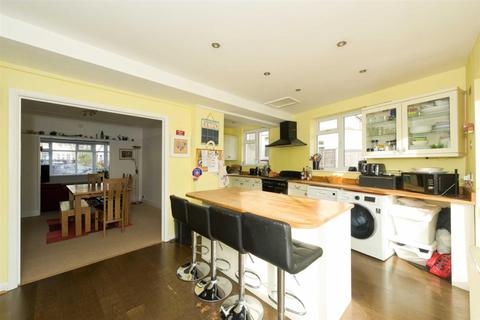 41 River Way, Epsom, KT19 0HJ