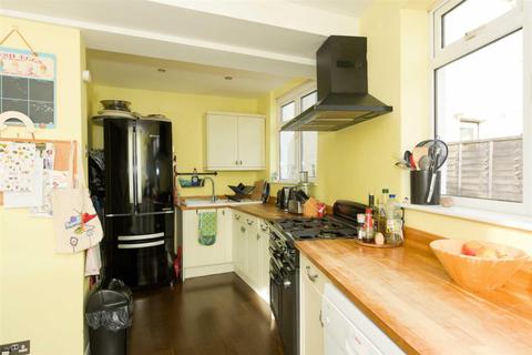 41 River Way, Epsom, KT19 0HJ
