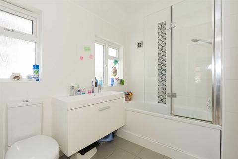 41 River Way, Epsom, KT19 0HJ