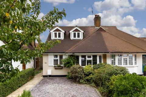 24 Cromwell Road, Worcester Park, KT4 7JP
