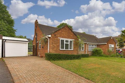 41 Alsom Avenue, Worcester Park, KT4 7EG