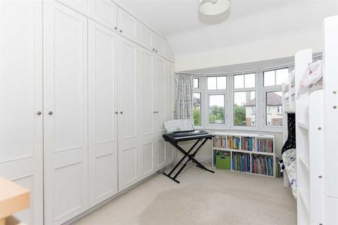 44 Fairfield Way, Epsom, KT19 0EF