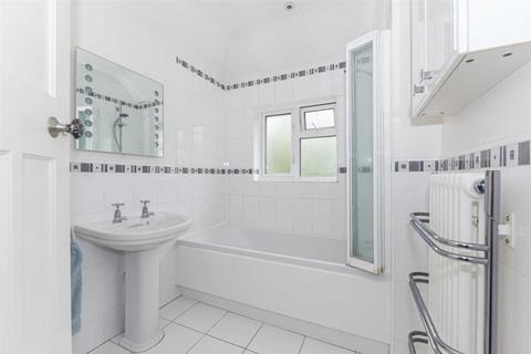 44 Fairfield Way, Epsom, KT19 0EF