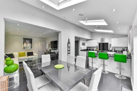 109 Bradstock Road, Epsom, KT17 2LF