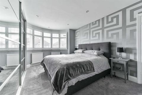 109 Bradstock Road, Epsom, KT17 2LF