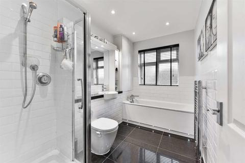109 Bradstock Road, Epsom, KT17 2LF