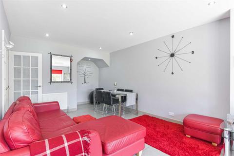 131 Seaforth Gardens, Epsom, KT19 0LW
