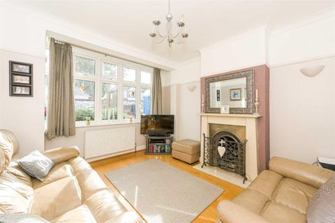 35 Sparrow Farm Road, Epsom, KT17 2JJ