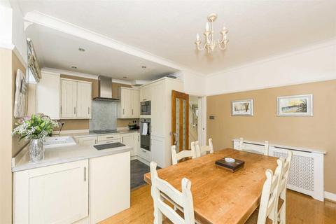 35 Sparrow Farm Road, Epsom, KT17 2JJ