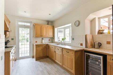 81 Chadacre Road, Epsom, KT17 2HJ