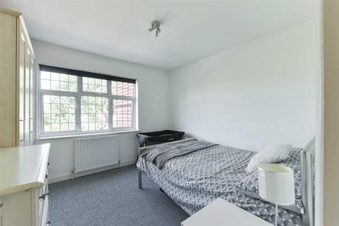 81 Chadacre Road, Epsom, KT17 2HJ