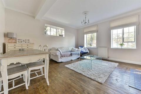 16 Cheam Mansions, Sutton, SM3 8SA