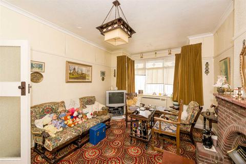 64 Manor Drive, Epsom, KT19 0ET