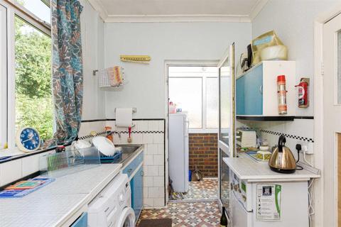 64 Manor Drive, Epsom, KT19 0ET