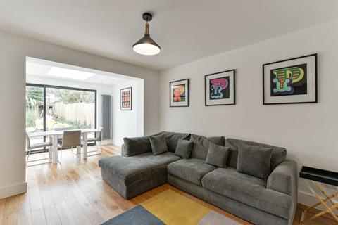 8 Sterry Drive, Epsom, KT19 0TG