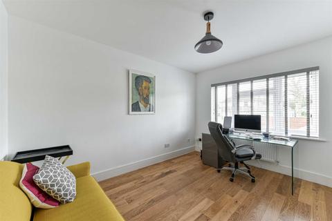 8 Sterry Drive, Epsom, KT19 0TG