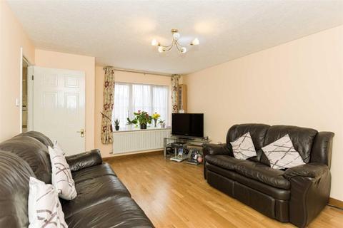 10 Pemberley Chase, West Ewell, Epsom, KT19 9LL