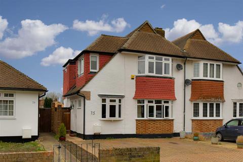 75 Grafton Road, Worcester Park, KT4 7QR