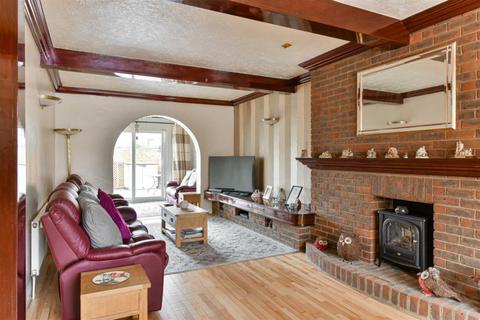 75 Grafton Road, Worcester Park, KT4 7QR