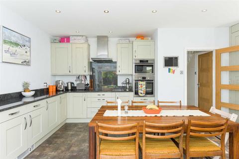 6 Dell Road, Epsom, KT17 2ND