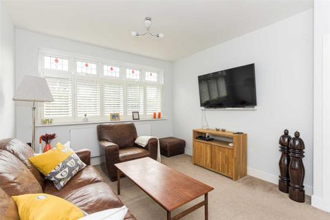 6 Dell Road, Epsom, KT17 2ND