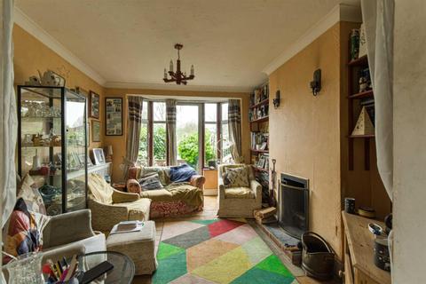 84 River Way, Ewell, Epsom, KT19 0HQ