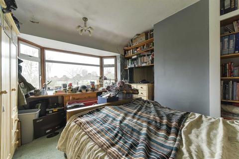 84 River Way, Ewell, Epsom, KT19 0HQ