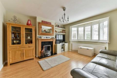 56 Ewell Park Way, Ewell, Epsom, KT17 2NW