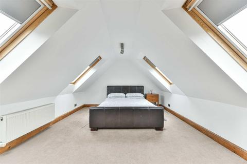 58 Chestnut Avenue, Epsom, KT19 0SZ