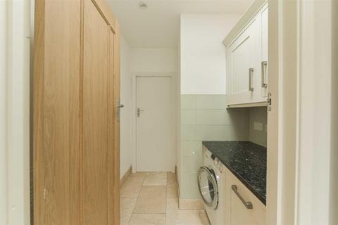 22 Stoneleigh Crescent, Stoneleigh, Epsom, KT19 0RP