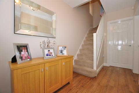 23 Barn Close, Halesowen, B63 4LL