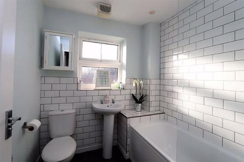 75 Blenheim Road, Leighton Buzzard, LU7 3DZ