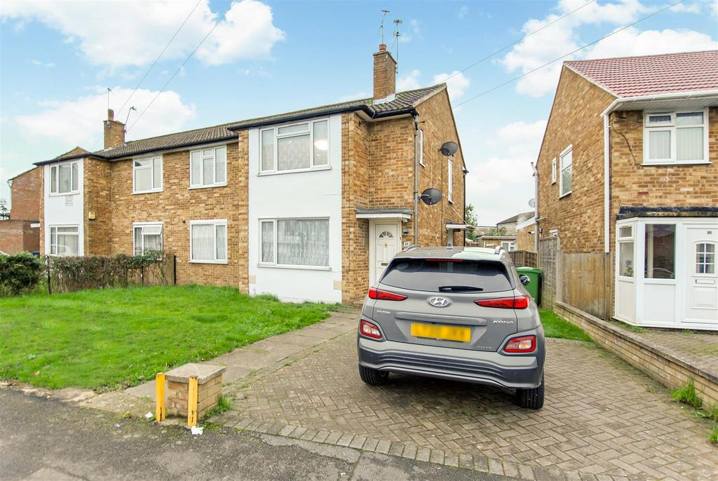 Grasmere Avenue, Slough 2 bed £259,950