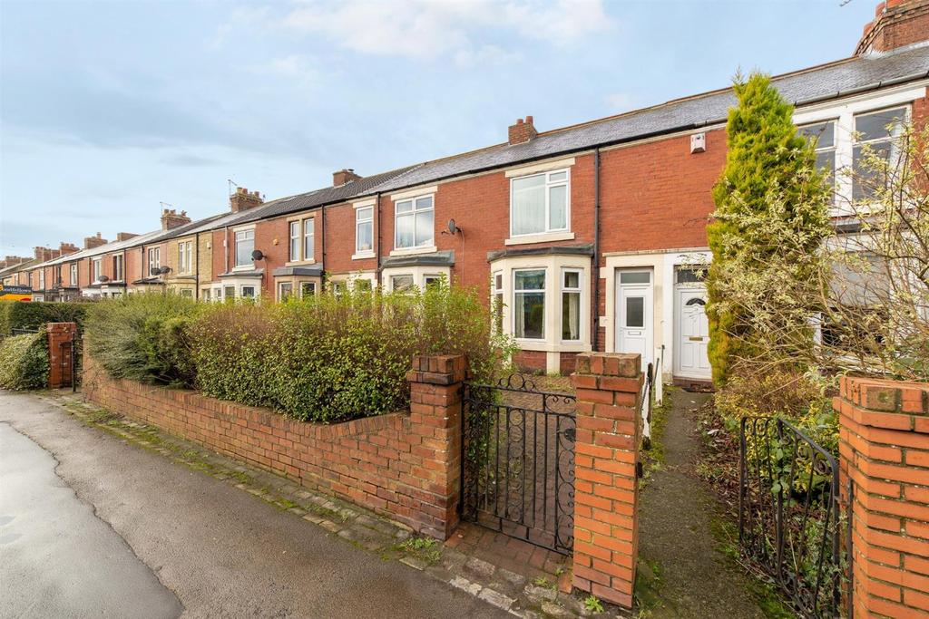 Park View, Wideopen NE13 2 bed terraced house £134,950