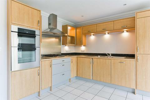 54 Cavendish Walk, Epsom, KT19 8AP
